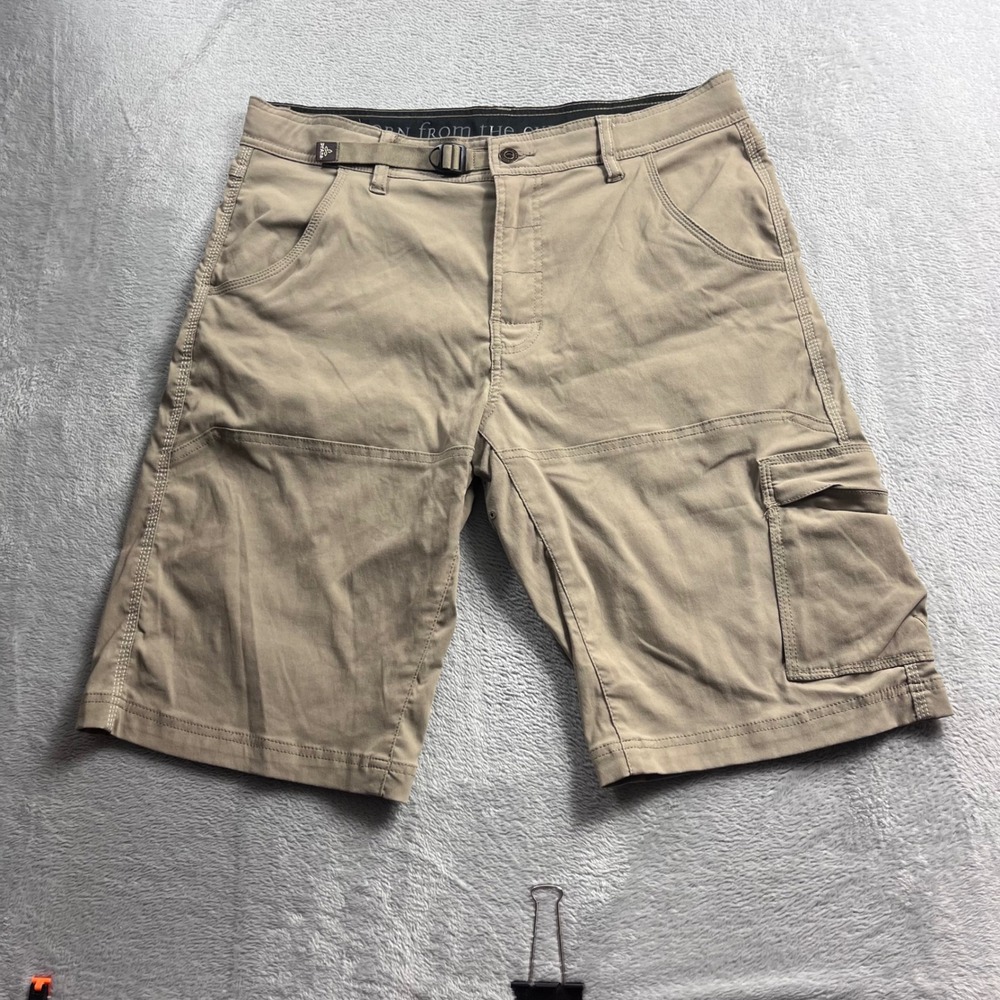 Prana Zion Mens Khaki Tan Stretch Cargo Hiking Shorts Size 33 x 12 Inseam